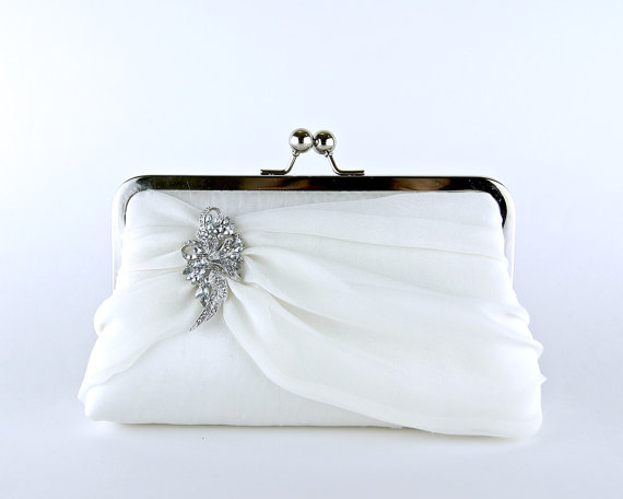Hochzeit - Bridal clutch, Silk Chiffon Clutch with Brooch, Wedding clutch, Wedding bag, Purse for wedding