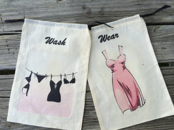 Hochzeit - Travel Lingerie bag, laundry bags, Muslin travel lingerie bags, wash and wear laundry bags, Bridesmaid gifts,