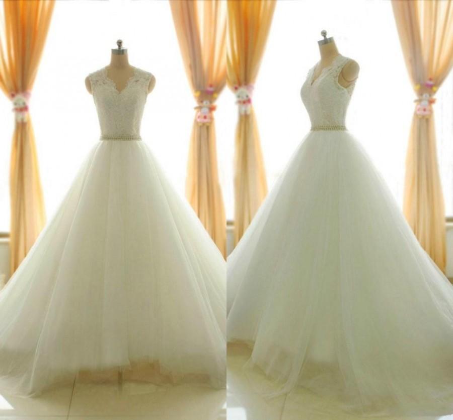 Mariage - Real Image Sheer Lace Wedding Dresses Sleeveless Button Sash V-Neck Vestido De Novia 2015 Spring Summer Bridal Ball Gowns Custom Made Online with $109.66/Piece on Hjklp88's Store 