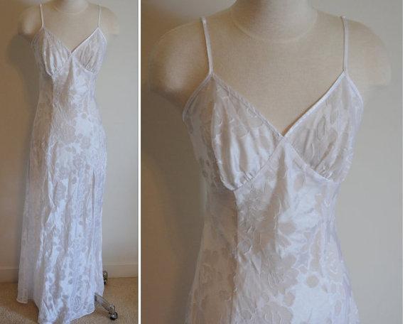 Hochzeit - Victoria's Secret Lingerie, White Gown, Size Medium, Sexy Lingerie, Long Gown, FREE SHIPPING! Pure White Nightie, Long Vintage Gown