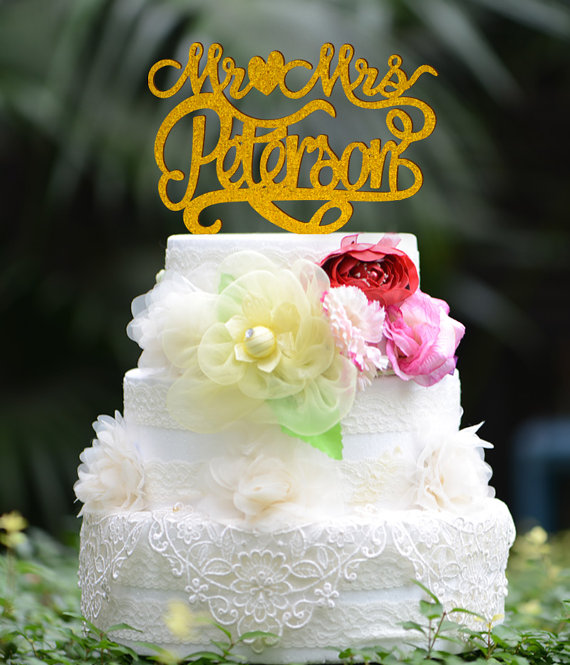 زفاف - Wedding Cake Topper Monogram Mr and Mrs cake Topper Design Personalized with YOUR Last Name 059