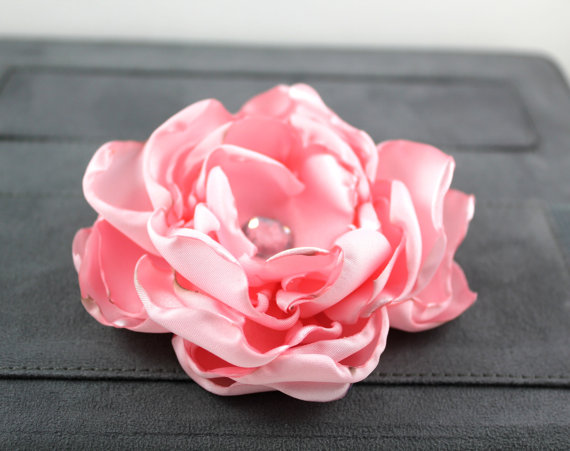 Hochzeit - Baby Pink Satin Dog Collar Flower - Wedding Accessory for Pets
