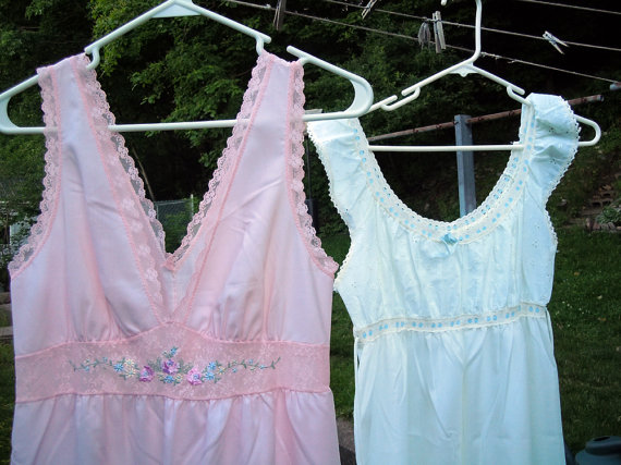 Hochzeit - Vintage Cotton Prairie Nightgowns - Pink or White