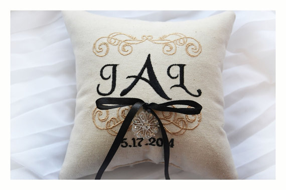 Hochzeit - Rhinestone Ring bearer pillow, wedding ring pillow , Linen Monogrammed ring pillow , Custom embroidered ring bearer pillow (R37)