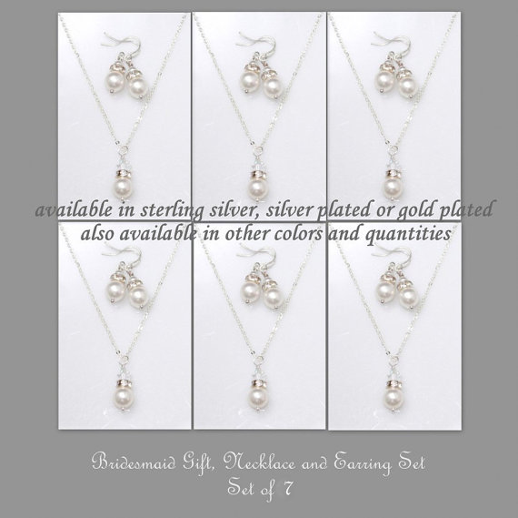 زفاف - Bridesmaid Gift,  Set of 7 White Pearl Necklace and Earring Set, Bridesmaid Jewelry Set
