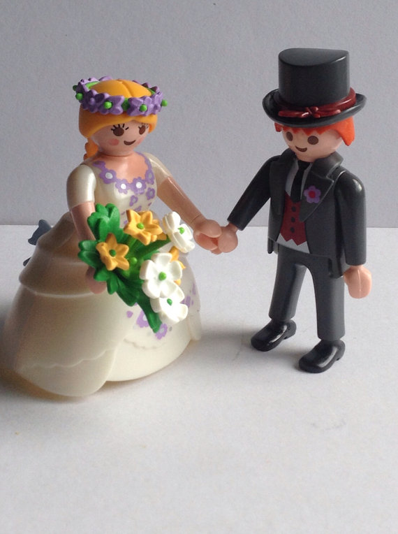 Mariage - Bride and Groom, 90s Playmobil Geobra, wedding cake topper, vail / bouquet / trane, vintage toys, collectible, wedding decoration, Greece