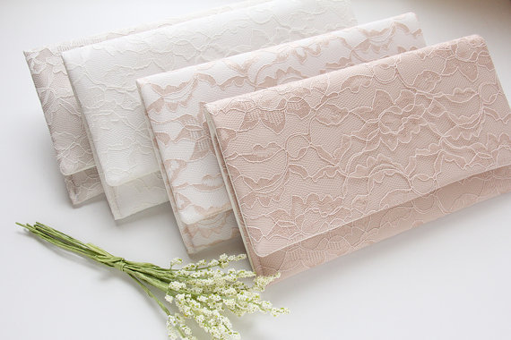 Mariage - Lace Clutches, Wedding Clutches, Set of 4 Clutches, Bridesmaid Purse, Alternative Wedding Bouquet, Personalized Gift, Champagne Clutches
