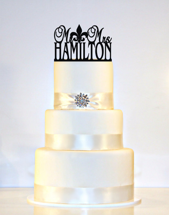 Свадьба - Fleur de Lis Wedding Cake Topper Or Sign Monogram  personalized with "Mr & Mrs" and YOUR Last Name