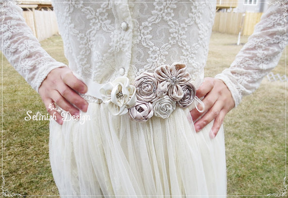 Wedding - Vintage Sash Belt- Bridal Sash in Ivory Cream, Beige, Beaded Wedding Sash by Selinish-code: SB154beige