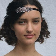 Hochzeit - Gatsby Dress headpieces, Feather headbands, 1920s headband for 1920s dress