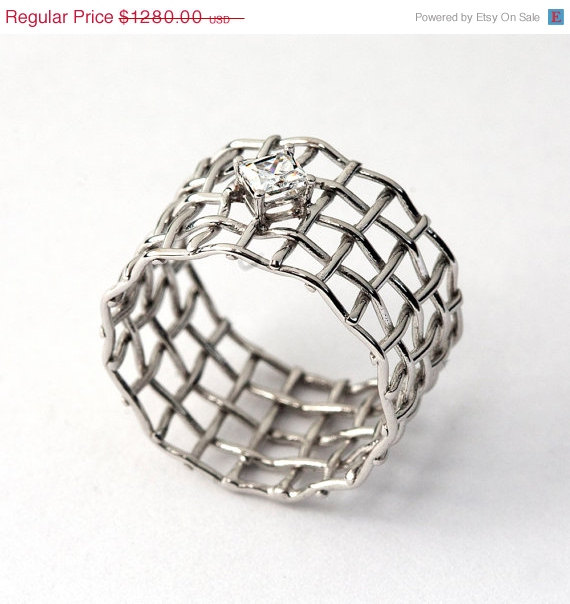 Mariage - SALE 20% Off - MESH Unique Engagement Ring, Diamond Ring, Gold Mesh Ring, Princess Diamond Engagement Ring, Alternative Engagement Ring