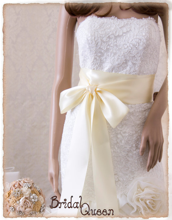Свадьба - Bridal Sash, IVORY Wedding Sash, Ivory Satin Ribbon Bridal Belt,  Bridal Sash, Satin Bridal Sash