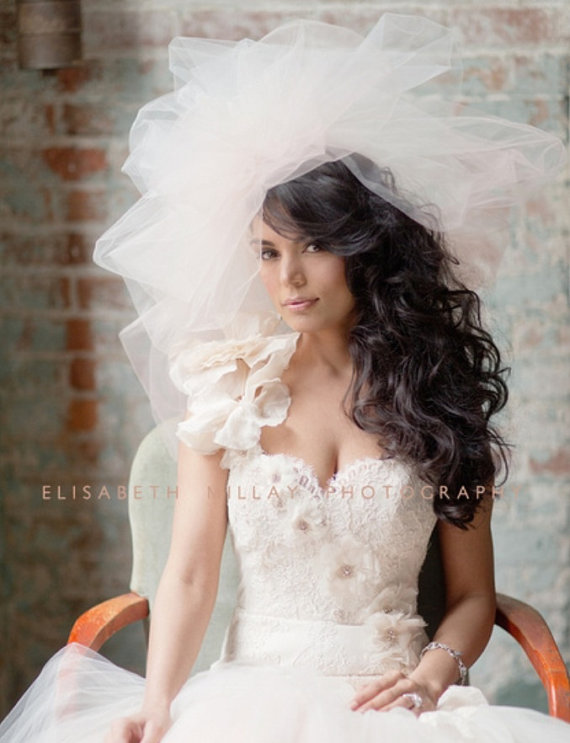 Hochzeit - Bubble Wedding Veil -- Bridal Veil, Available in other shades