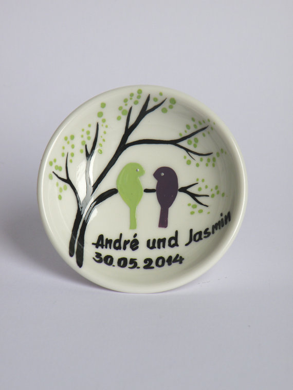 Mariage - Hand painted Wedding Ring Pillow Alternative , Wedding Ring Dish Light green and purple birds on branch