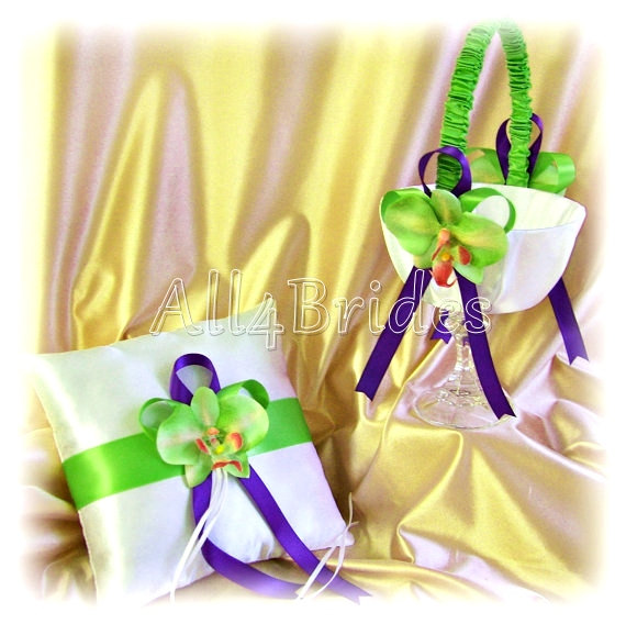Hochzeit - Wedding flower girl basket ring pillow, purple green weddings, spring wedding, orchid ceremony decor