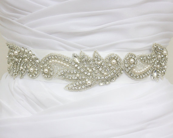 زفاف - JULIENNE - Leaf Crystals And Pearls Bridal Sash, Rhinestones Bridal Belt, Wedding Beaded Sashes, Rhinestone Wedding Belts