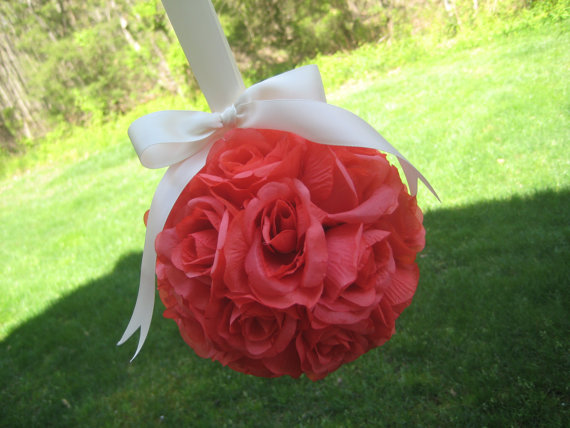 زفاف - Coral Silk Rose Pomander