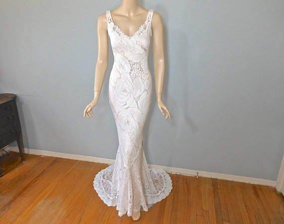 Свадьба - RESERVED Sarah Bohemian Wedding Dress HANDMADE Crochet Lace Wedding Gown MERMAID wedding Dress Sz Small