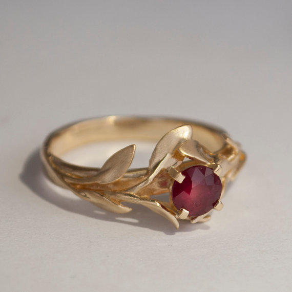 زفاف - Leaves Engagement Ring No.4 - 14K Gold and Ruby engagement ring, engagement ring, leaf ring, filigree, antique, art nouveau, vintage