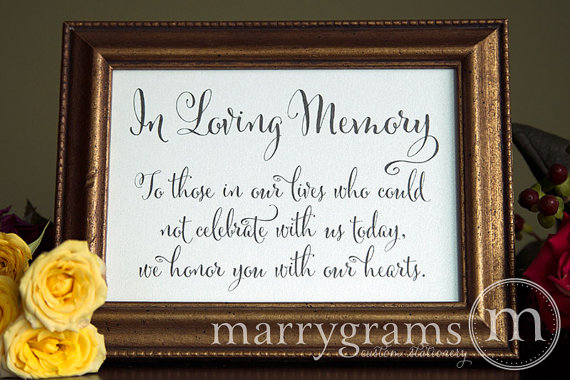 Mariage - In Loving Memory Sign Table Card - Wedding Reception Seating Signage - Family Photo Table Sign - Matching Numbers Available - SS07