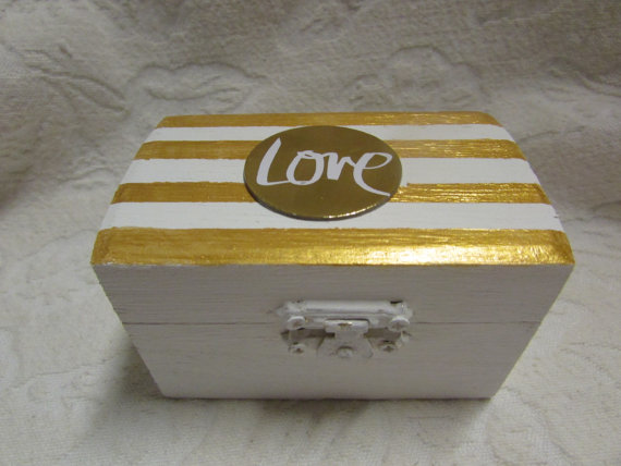 زفاف - Metallic Gold and White Stripes LOVE Wedding Ring Bearer Pillow Alternative Ring Box Gift Box Engagement Proposal Box