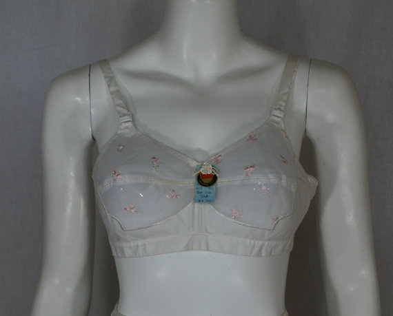 Hochzeit - 1950s Formfit White Pink Bullet Bra, 36 A B, Revel Bra, New Old Stock