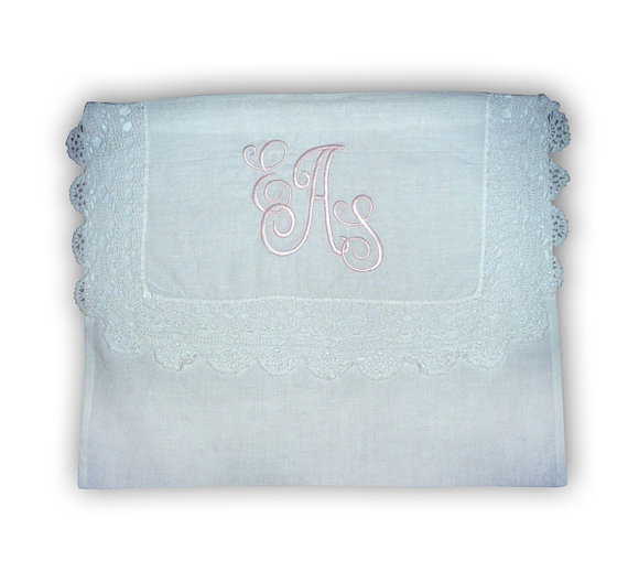 Hochzeit - Monogrammed Lingerie Bag