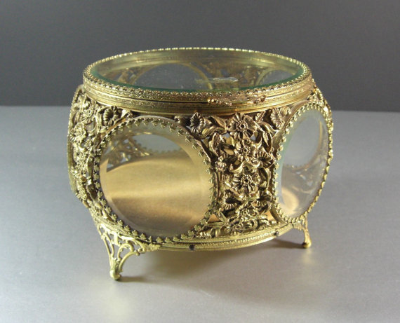 زفاف - Round Matson Beveled Glass Ormolu Jewelry Casket  // Trinket Dresser Box // Wedding Ring Bearer // with ORIGINAL Tag
