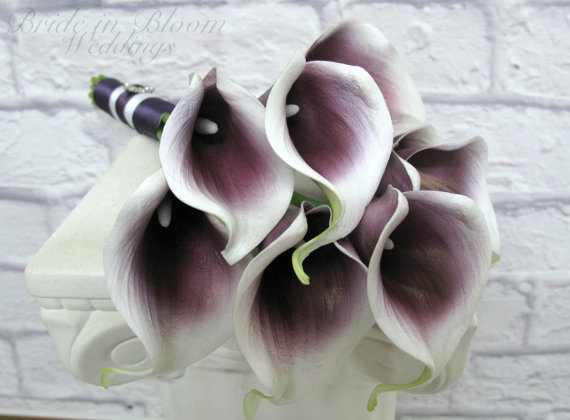 Mariage - Calla lily Wedding bouquet Picasso plum real touch Bridal bouquet Bridesmaid bouquet