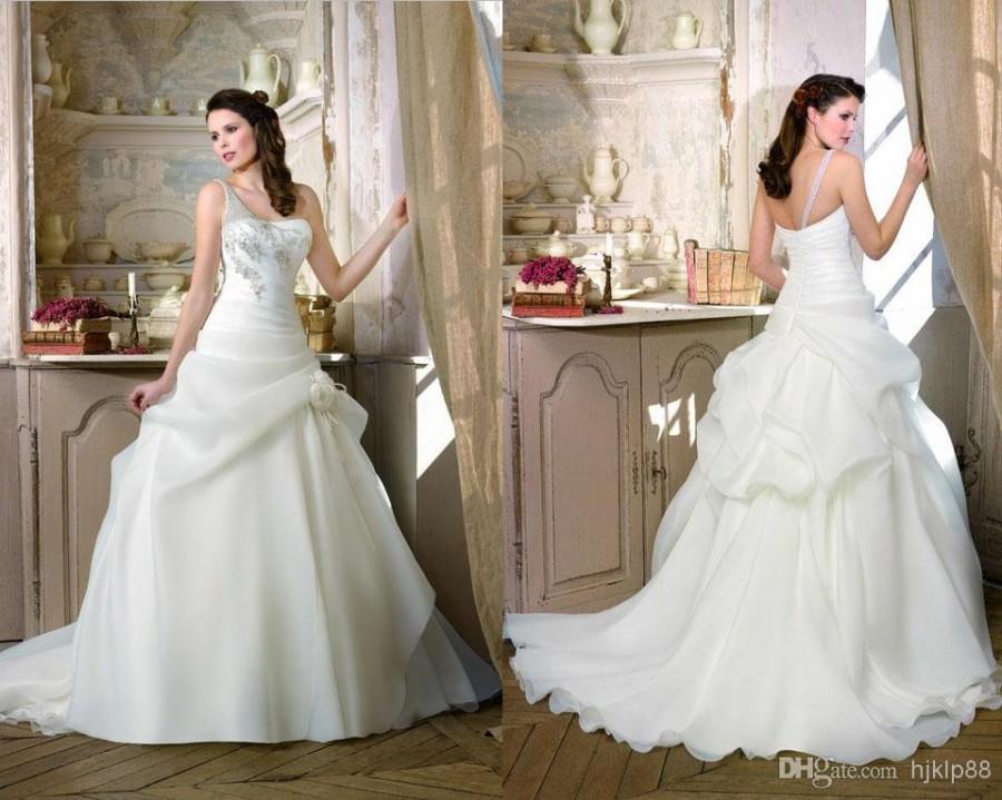 Свадьба - 2014 New Beading One-Shoulder Applique A-line Plus Size Wedding Dresses Luxury Pleated Organza Lace-up Court Train Bridal Gowns DS142-04 Online with $120.16/Piece on Hjklp88's Store 