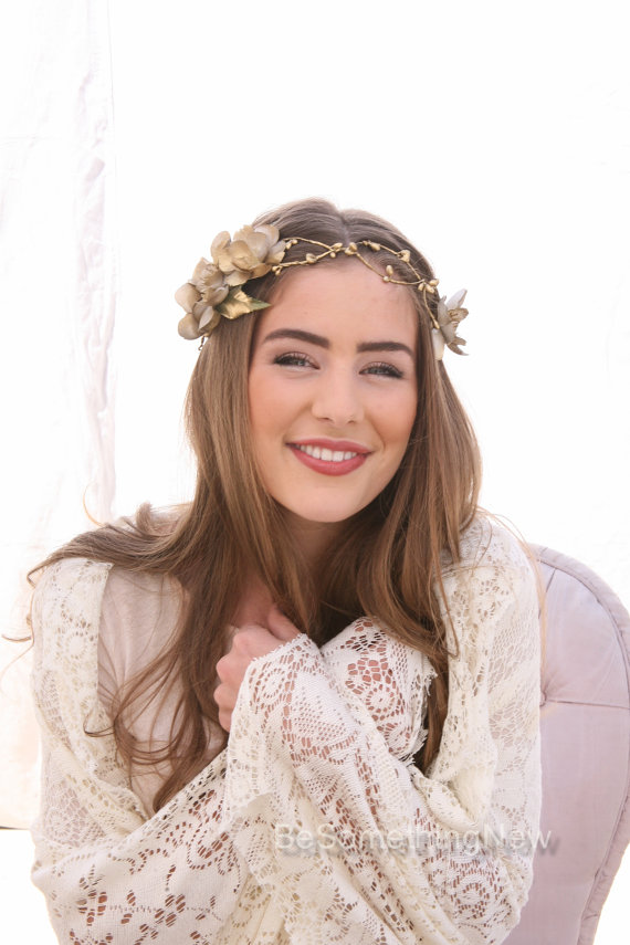 زفاف - Gold Wedding Woodland Flower Headband with Gold Flowers and Ribbon Ties, Flower Crown, Boheimian Festival Hair Accessory Golden Wedding Hair
