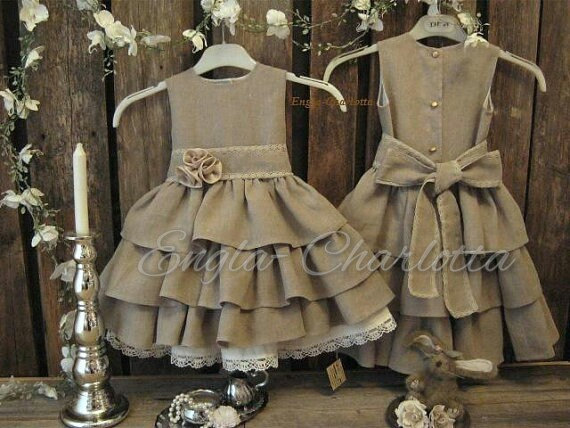 Mariage - Rustic flower girl dress. Dark beige country flower girl dress. Toddler girls ruffle dress. Linen flower girl dress, woodland wedding