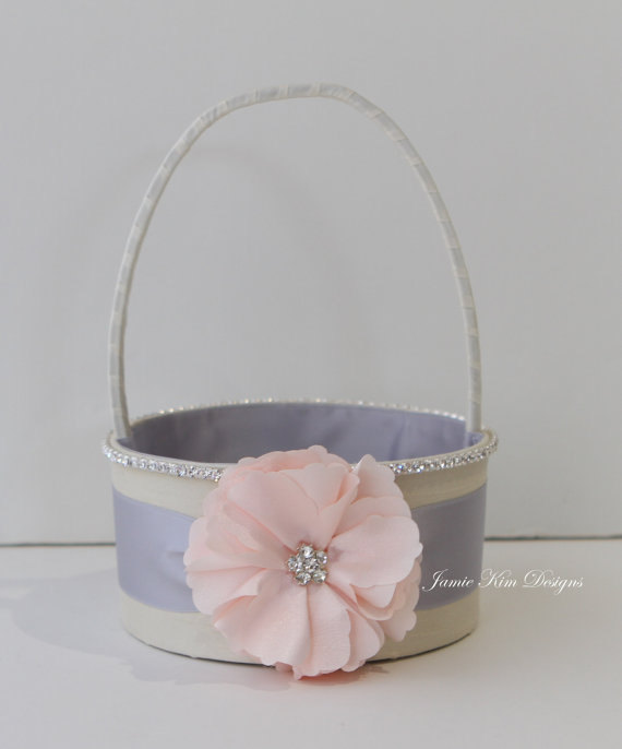 Свадьба - Flower Girl Basket only - (Custom Made)