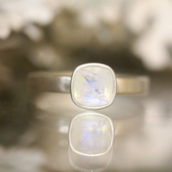 زفاف - Rainbow Moonstone Sterling Silver Ring, Gemstone RIng, Cushion Shape Ring, Eco Friendly, Engagement Ring, Stacking Ring - Made To Order