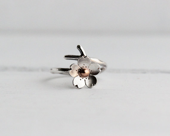 Свадьба - Cherry Blossom Branch, Twig Jewelry, Spring Jewelry, MADE to ORDER, Plum blossom, Twig ring, Bridal accessories, wedding jewelry