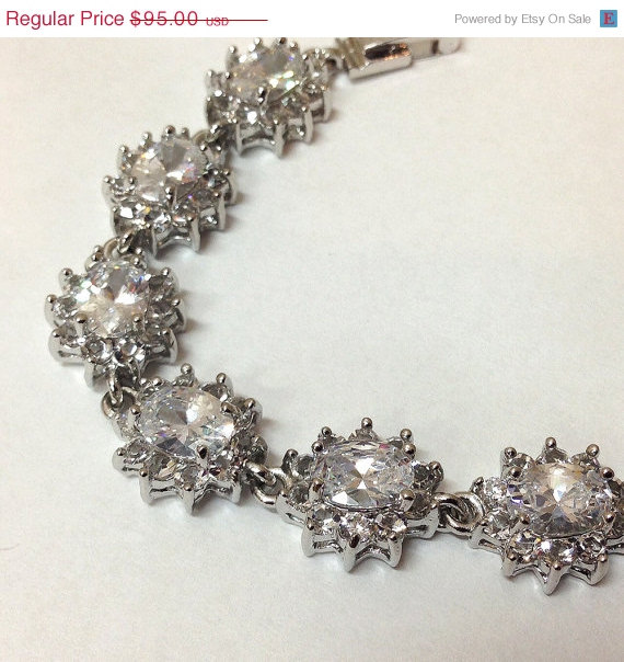 Mariage - Bridal bracelet, Wedding jewelry,bridal jewelry, bridesmaid bracelet, CZ Crystal bracelet, crystal bracelet, bridesmaid jewelry