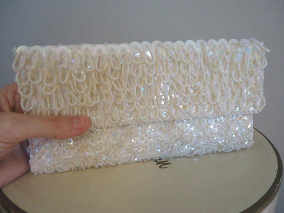 Wedding - vintage beaded purse /  Wedding purse / Handmade beaded white small clutch purse