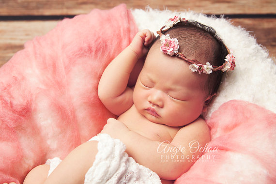 Hochzeit - Woodland Pink Newborn Flower Halo, Wedding Hairpiece, Photography Prop