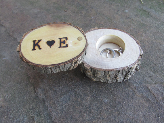 Hochzeit - Rustic Ring Bearer Box 