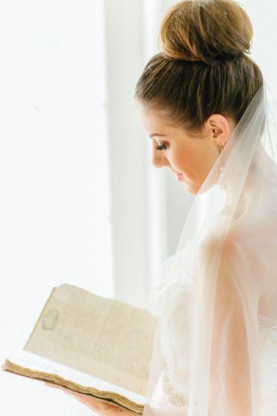 Wedding - Romantic Hawaiian Bridal Inspiration
