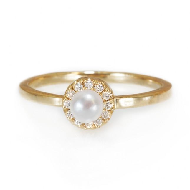 زفاف - Mini Pearl and Diamond Halo Ring