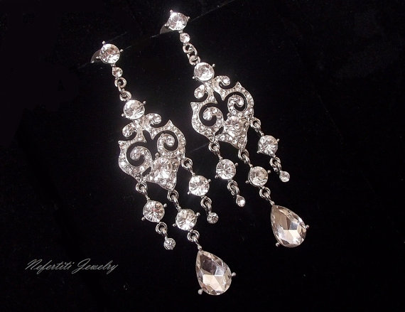 Mariage - Vintage Style Bridal Chandelier Earrings, Crystal Chandelier Wedding Earrings,Bridal jewelry, long bridal earings, Swarovski wedding earings