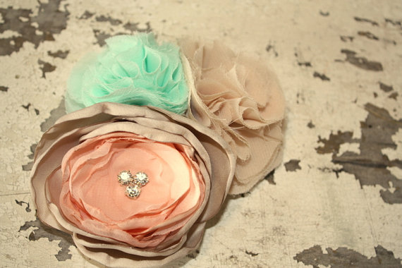 Свадьба - Peach, mint and taupe bridal fascinator for birdcage veil, Peach and champagne bridesmaid hair clip, peach fabric flower girl headband