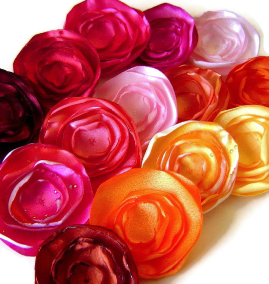 Hochzeit - Any Colors You Choose Petite Poppy Fabric Flower Shoe Clip Set Handmade Fabric Flowers Customizable