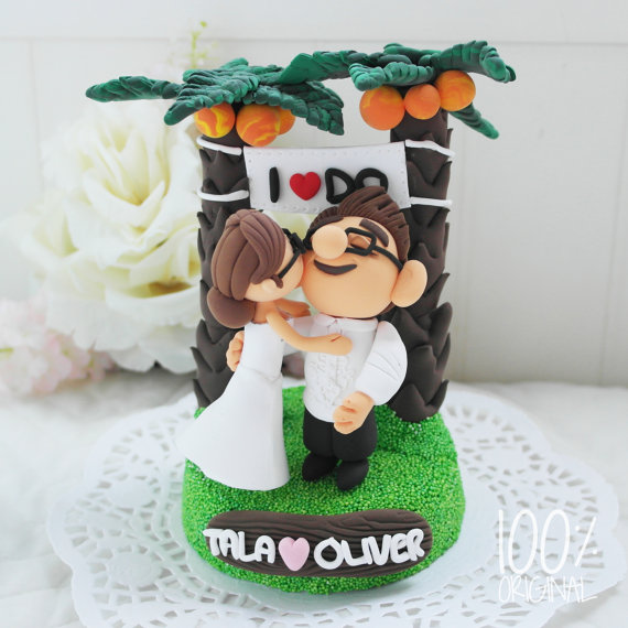 Hochzeit - Custom Wedding Cake Topper - Movie UP couple in Bali