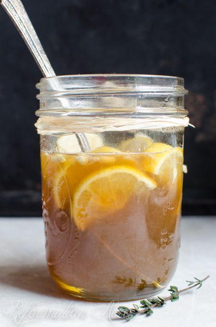 زفاف - Sweet Lemon Honey & Thyme Cough Syrup