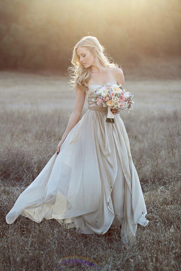 Hochzeit - 10 Beautiful Autumn Brides