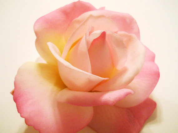 زفاف - Rose Hair Clip, REAL TOUCH Rose in Light Pink, for Wedding, Flower Girl, Child, Bride, Bridesmaid, Shabby Chic, Romantic or Lapel, Shoes