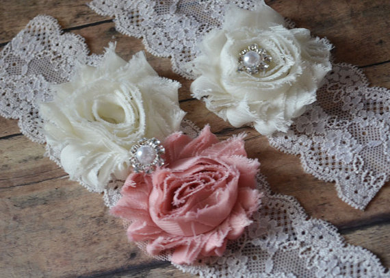 Hochzeit - NEW wedding garter / blush wedding garter set / pink garters / vintage wedding garter / rustic wedding garter / toss garter  keepsake garter