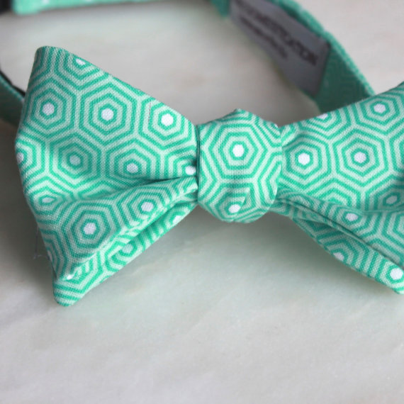 زفاف - Mint Hexagon Bow Tie - Groomsmen and wedding tie - clip on, pre-tied with strap or self tying